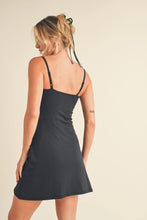 Load image into Gallery viewer, Black Sweetheart Dress
