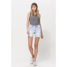 Load image into Gallery viewer, Mid Rise Vintage Midi Shorts
